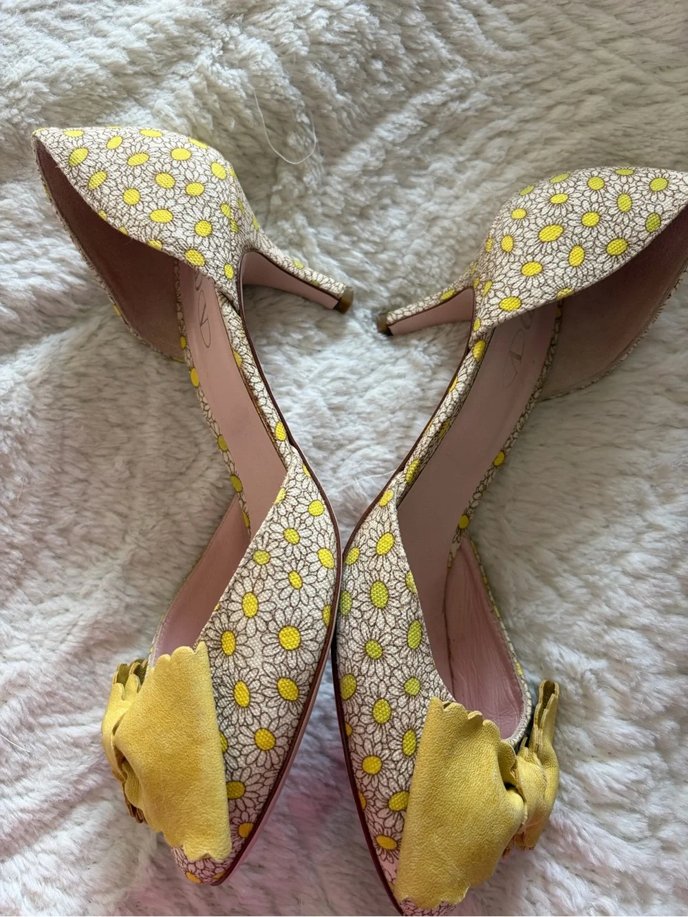 Red Valentino Daisy Bow Kitten